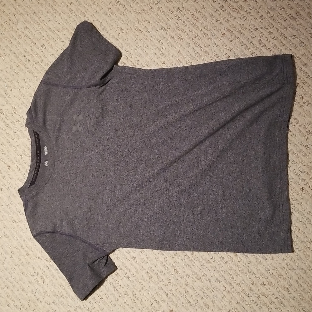 Under Armor Youth Large T-shirt